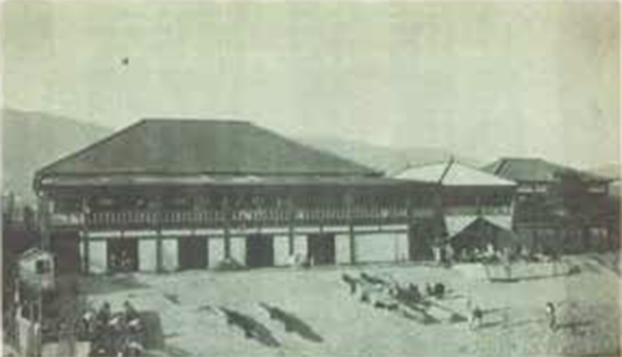 1901年にオープンした敏馬（みぬめ）のボートハウス